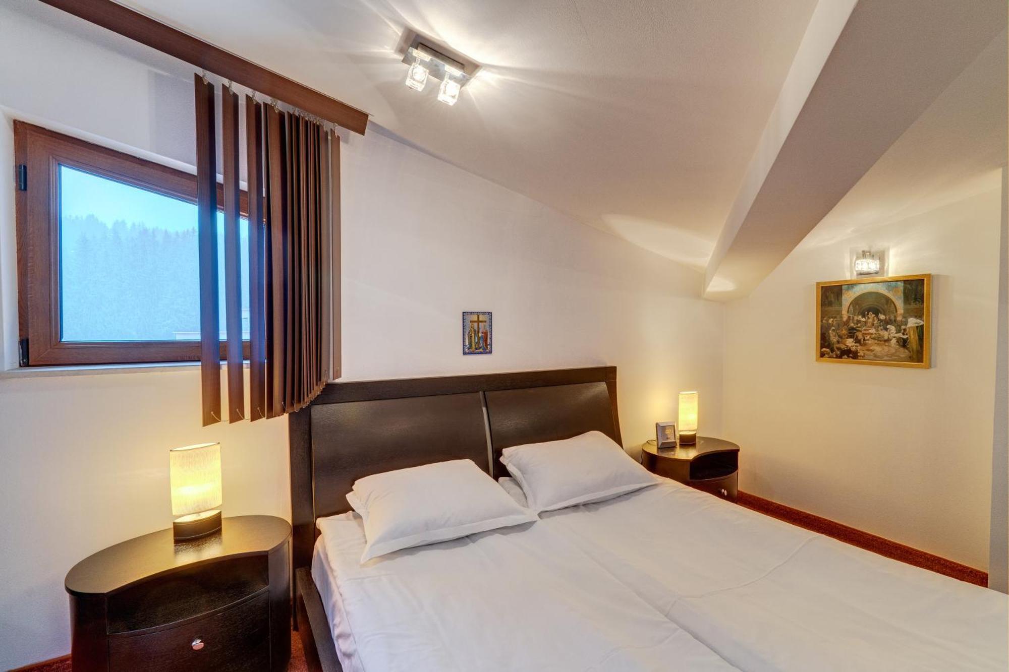 The Castle Complex Aparthotel Pamporovo Exterior photo